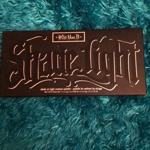 Kat Von D Shade + Light Contour Palette
